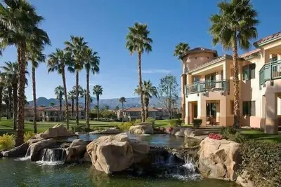 Image de Coachella Music Festival Condo à Marriott Desert Springs Villas Resort!