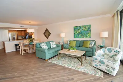 Image de Promotions de dernière minute! Condo front de mer à Sanibel Harbour Resort