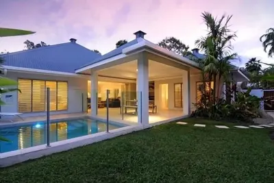 Image de Privé, tranquille, sécurisé et 3 minutes à pied de la plage Four Mile