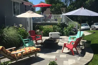 Image de Grande maison d'été de quatre chambres et trois salles de bain à Bonnet Shores