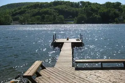 Image de Direct Water Front Home