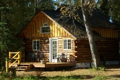 Image de Chalet confortable et entièrement meublé sur cinq hectares boisés à 2, 5 miles de Talkeetna
