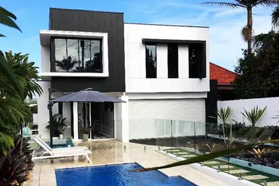 Image de Private Designer Oasis - Vue sur la ville - Piscine