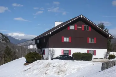 Image de Superbes vues sur le mont. Washington, Ă 1, 6 km de Storyland!