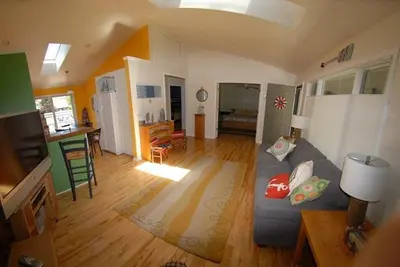 Image de Charmant et lumineux condo Saugatuck \/ Douglas Getaway dans un emplacement idéal