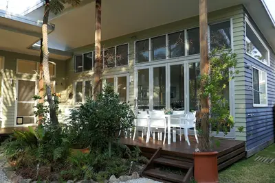 Image de Maison de plage contemporaine chic-ultra moderne, Ă 2 minutes Ă pied de la plage, accepte les animaux