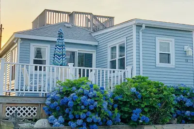 Image de Breakwater Village Waterview Cottage