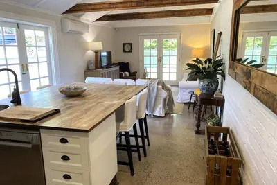 Image de Yourstay Group The Edward Townhouse 151