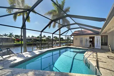 Image de 33% de réduction! -Swfl Rentals - Villa Connie - Belle piscine d'accès au golfe
