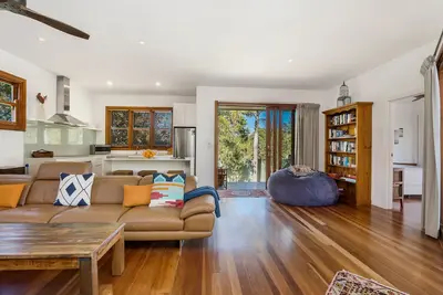 Image de Villa de luxe avec 2 chambres et piscine, Ă pied de la plage et du centre de Byron