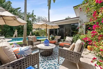 Image de Luxueuse oasis tropicale au lac Worth