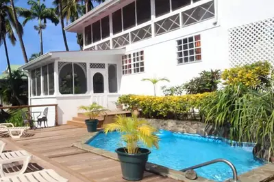 Villa Cottage de Charme - À pied de la plage et des restaurants - * Réductions disponibles. *