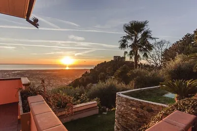 Superbe villa sur la mer sur la côte de la Toscane