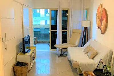 Image de Appartement confortable et complet à Barra da Tijuca Beach w / Wifi