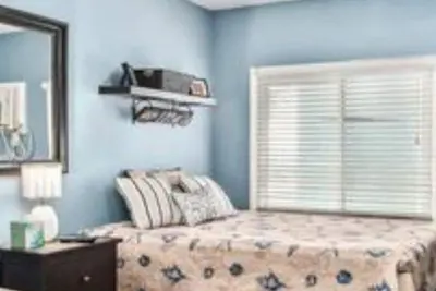 Image de 1 chambre, 1 salle de bain, 6 personnes