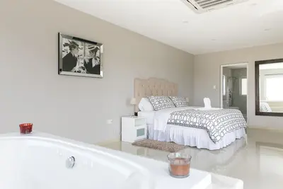Image de Maison Blanche Aruba<br><br>(Offres de dernière minute dans la description) <br><br>