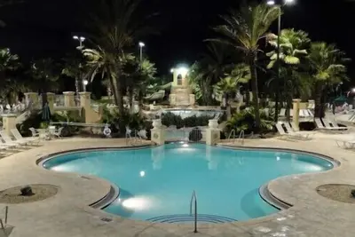 Image de 743cl Belle maison de ville Regal Palms