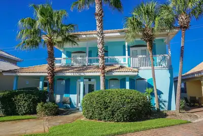 Image de Stowaway Cottage - Emerald Shores - W / Service de plage gratuit en saison - mars-octobre!