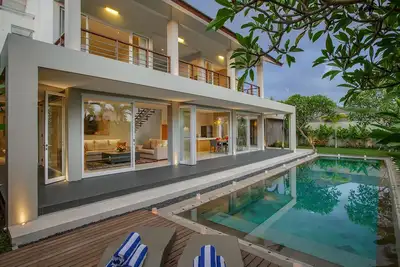 Image de 3 Br Pool Villa près de Finns Recs Club