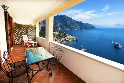 Image de Appartement in villa à Amalfi, avec des vues sur la mer et la Cote Amalfitaine