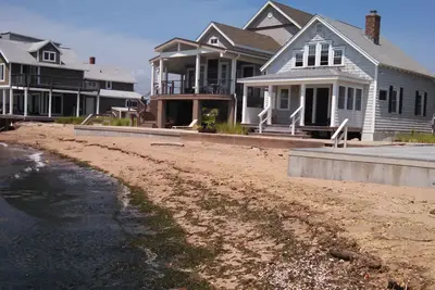 Image de Propriété en bord de mer toute l'année - récemment rénovée