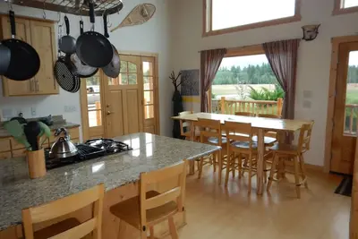 Image de Lone Wolf Cabin Ă Wolfridge Resort