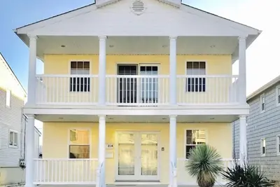 Image de 35ème rue Duplex, 2 chambres 2 salles de bain, louer une ou les deux unités