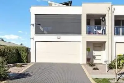 Image de Christies Beach Exclusive Townhouse