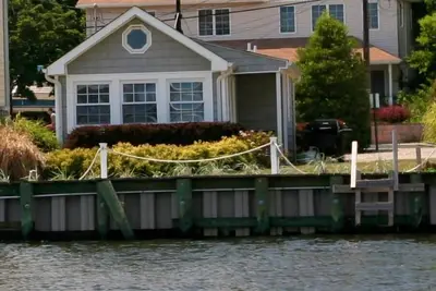 A Great Escape! ! One Of A Kind Waterfront Cottage.