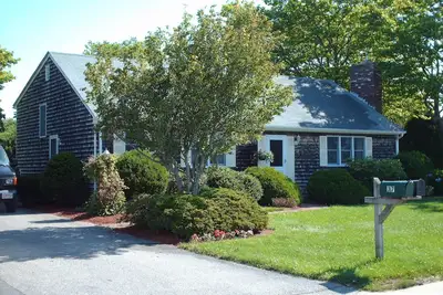 Image de Maison IMMACULÉE-Wi Fi, A / C, 12 Personnes, 3 Semaines De Bain COMPLÈTE À Gauche! 17-24 AOÛT