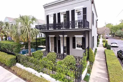 Image de Elégant, Propriété historique luxueusement meublé dans le quartier de Garden 4 personnes