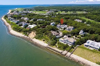 Image de Luxueuse et spacieuse maison de 6 chambres \/ 5 salles de bain avec vue sur l'océan, New Seabury, Cape Cod
