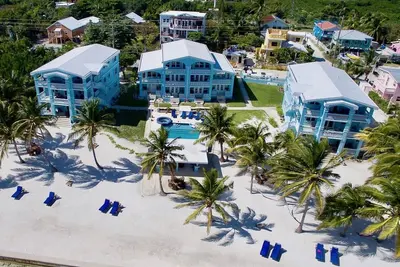 Image de 🌴 12 condos en bord de mer-jusqu'à 26 chambres, idéal pour les mariages, les réunions, plus encore!