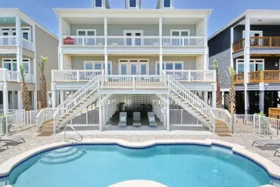 Image de Juste réduit! Tout neuf! Oceanfront w / Vues à couper le souffle! Piscine privée, salle de jeux