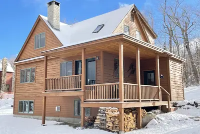 Image de Maison unifamiliale, vues spectaculaires sur les montagnes, skis aux pieds