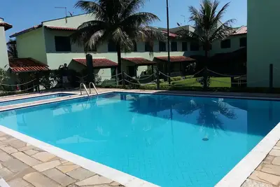 Image de Maison dans une communauté fermée à seulement 250 m de la plage Martim de Sá