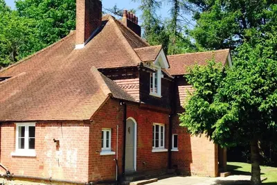 Image de Magnifique cottage victorien à Ashtead, accès facile à Londres dans la campagne