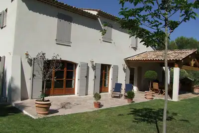 Image de Grande maison (6 Chambres - 12 Personnes) - Grande piscine 12x6 -Aix-en-Provence