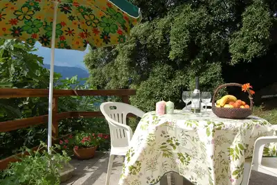 Image de Maison avec terrasse panoramique et parking sur les collines de la Versilia