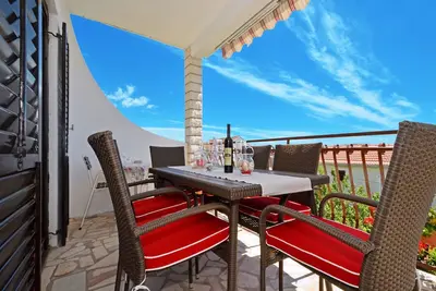 Image de Terrasse vue mer, 3 chambres Apt 80m de la plage et une eau cristalline, barbecue