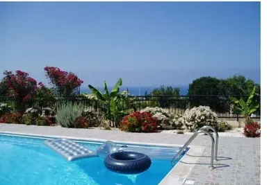 Image de Fabulous Three Bedroom Villa, Views! Wifi, Kitchen is well equipped.