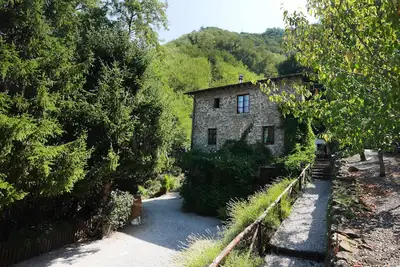 Image de Beau moulin situé dans un endroit magnifique!