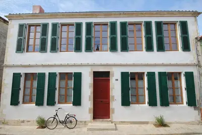 Image de Maison Espanel - magnifique maison au coeur du village d'Ars en Re