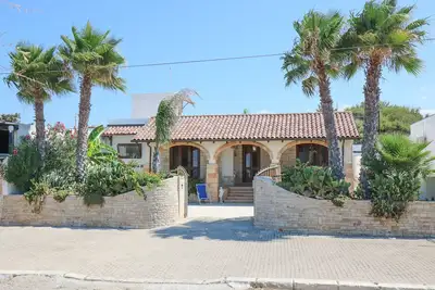 Image de Maison \/ villa - Alliste