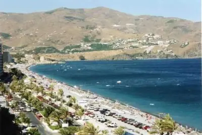 Image de Appartement avec vue imprenable sur la mer - terrasse et piscine
