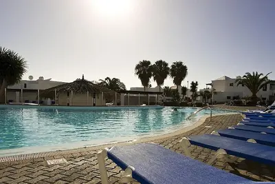 Image de Spacieux appartement au rez-de-chaussée 4 lits 2 salles de bain Patio propre