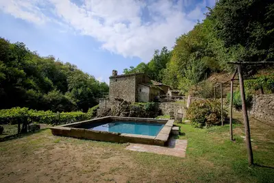 Image de Ancien moulin dans le « coeur vert » de la Toscane