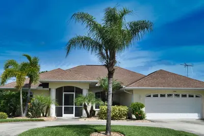 Image de Villa de luxe avec piscine privée et vue imprenable