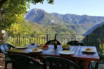 Image de Mountain cottage with great views in friendly village with restaurant.