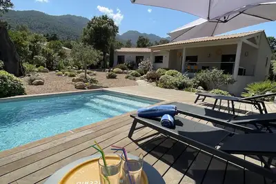 Image de Villa De Charme A Sainte Lucie De Porto Vecchio Entre Mer Et Montagne